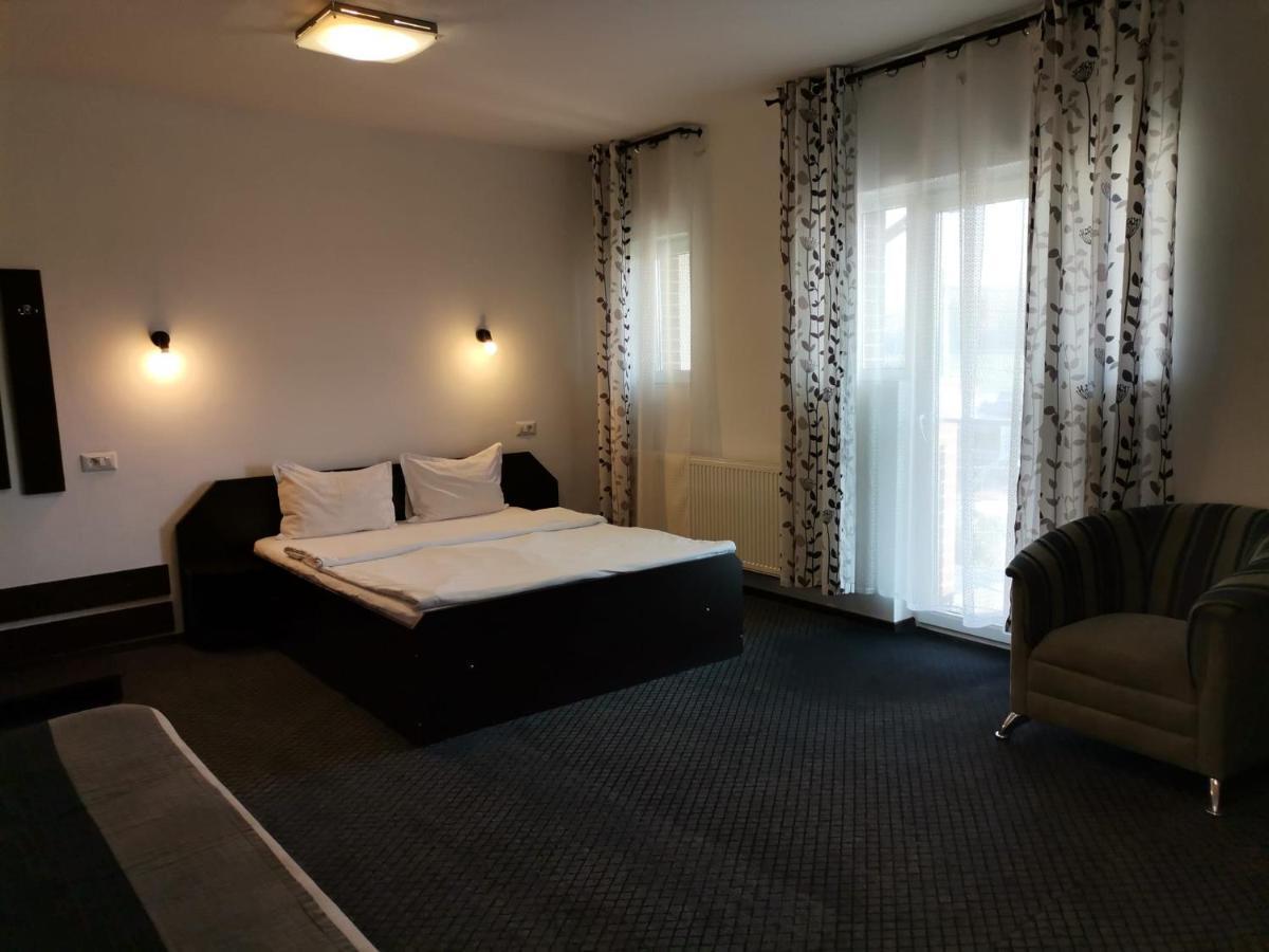 Motel Davios Târgu Jiu Extérieur photo