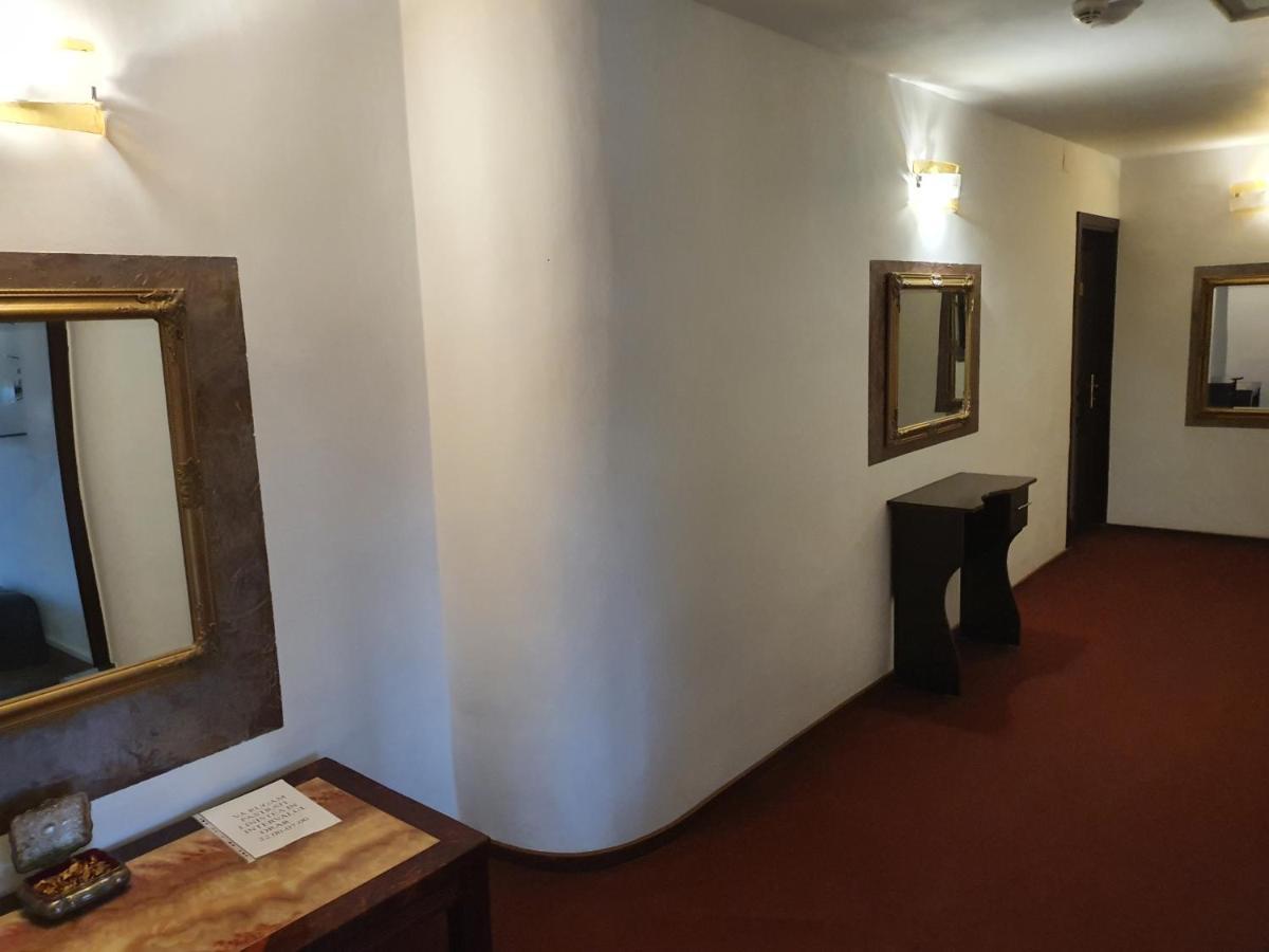 Motel Davios Târgu Jiu Extérieur photo