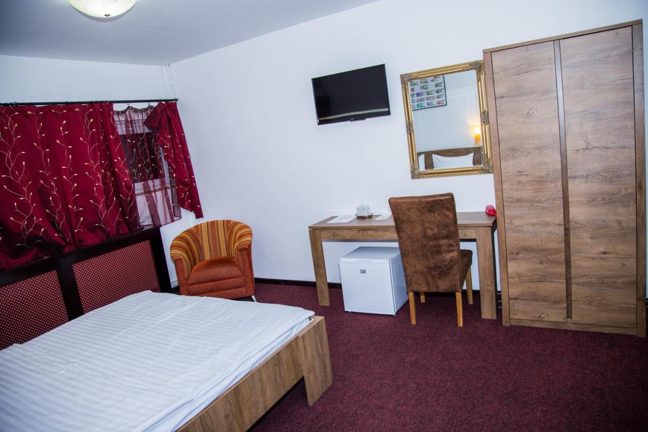 Motel Davios Târgu Jiu Extérieur photo