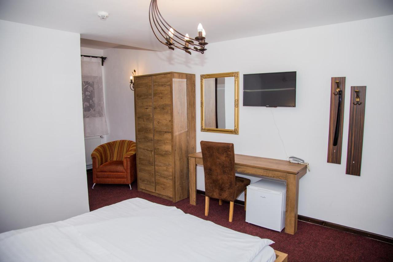 Motel Davios Târgu Jiu Extérieur photo