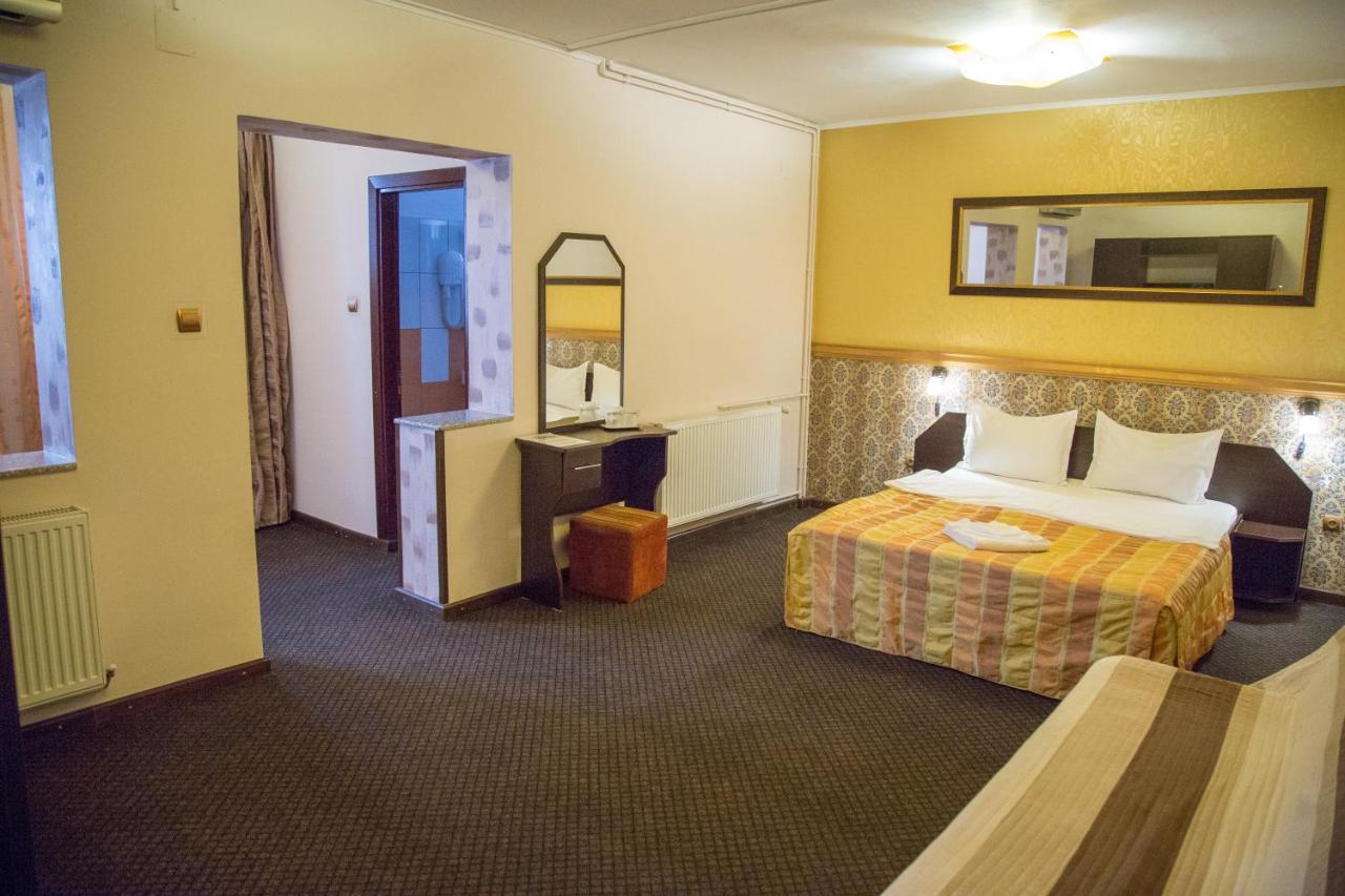 Motel Davios Târgu Jiu Extérieur photo
